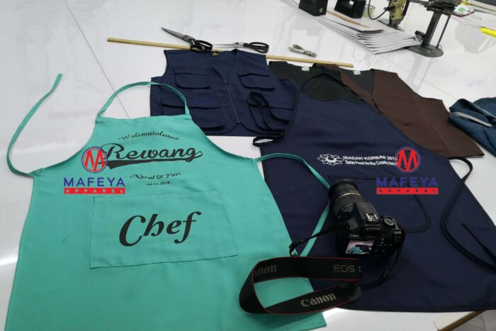 apron custom made